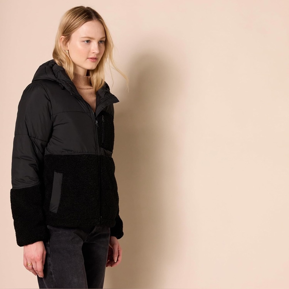 Amazon Essentials Sherpa‎ Fleece Hooded Puffer Jacket Black Medium